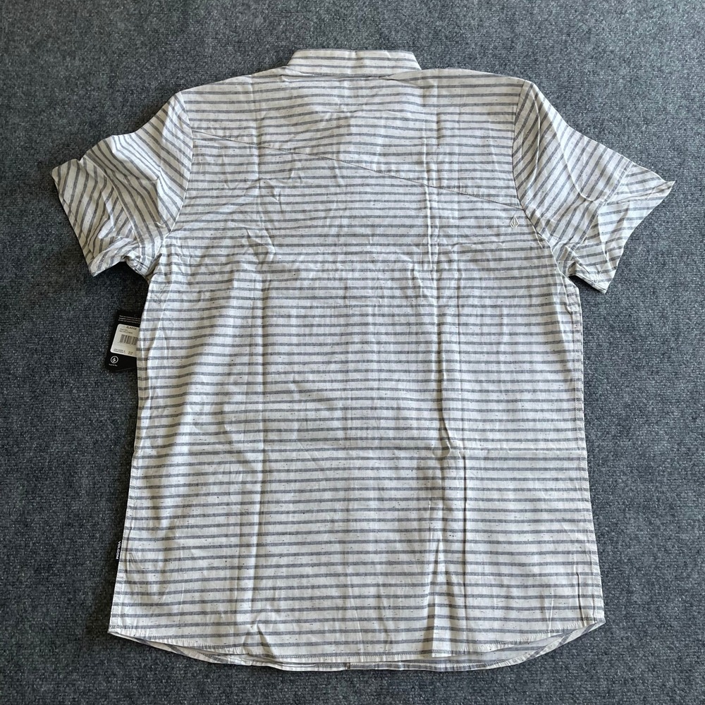 Volcom Melvin Stripe Mens XL Short Sleeve Button Up Shirt Modern Fit  NEW - Picture 7 of 8